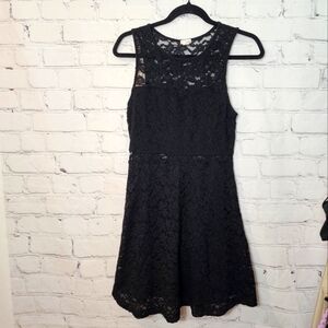 Garage black lace dress size M